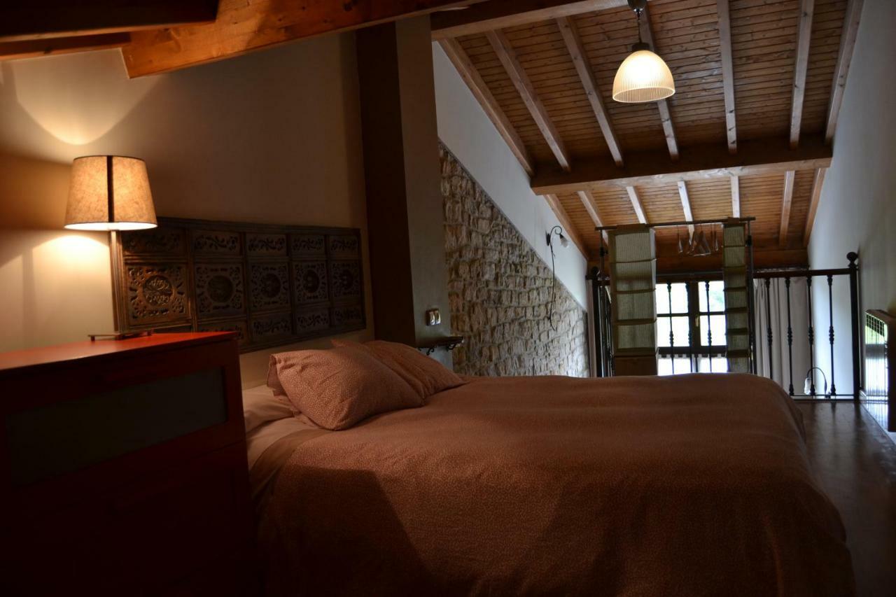 Apartamentos Rurales La Cirigueena Oles Εξωτερικό φωτογραφία